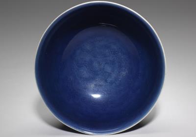 图片[3]-Bowl with dragon and cloud decoration in cobalt blue glaze, Ming dynasty, Jiajing reign (1522-1566)-China Archive